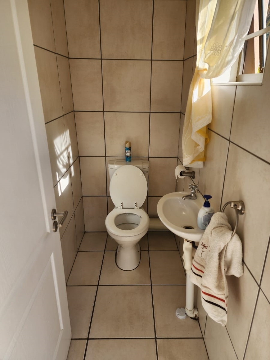 3 Bedroom Property for Sale in Winterstrand Eastern Cape